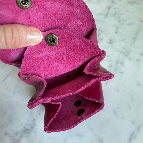 Artisanal Leather Travel Pouch Jewelry Coin Purse Double Snap Closure Magenta - Picture 6 of 9